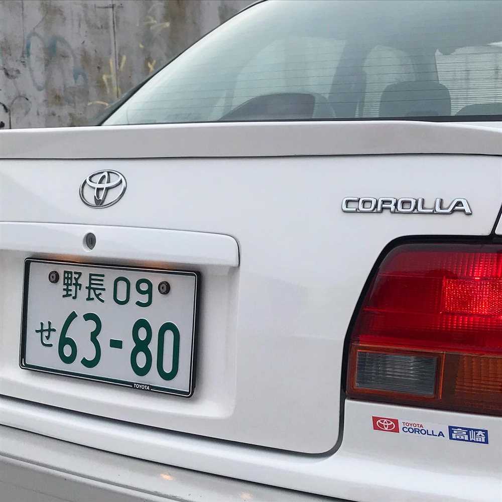 Уникальный дизайн новых откидных рамок номера Toyota